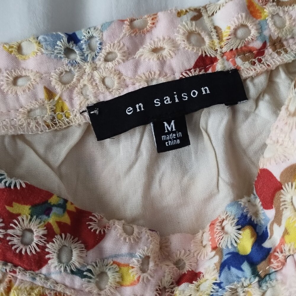 Embroidered Floral En Saison Top - Picture 4 of 5